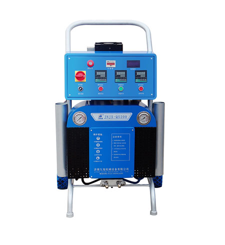 聚氨酯噴涂機(jī)多少錢一臺(tái)(圖1) Q5200聚氨酯噴涂機(jī)