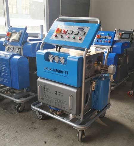 噴聚脲的機器叫什么(圖1) H5600T噴聚脲的機器