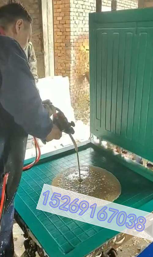 聚氨酯電熱炕板 聚氨酯發(fā)泡設(shè)備(圖1) 聚氨酯電熱炕板 聚氨酯發(fā)泡設(shè)備